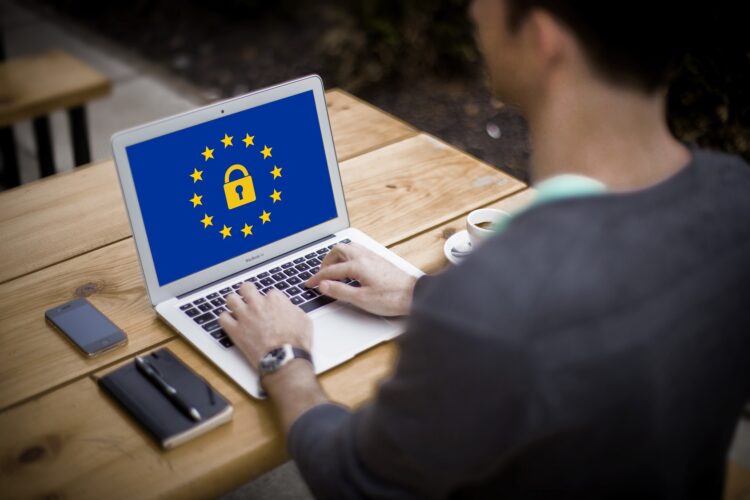 vaccini nei luoghi di lavoro e dati personali